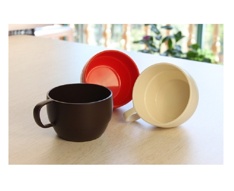Cốc uống nước có quai Inomata 350ml được sản xuất theo công nghệ hiện đại của Nhật Bản