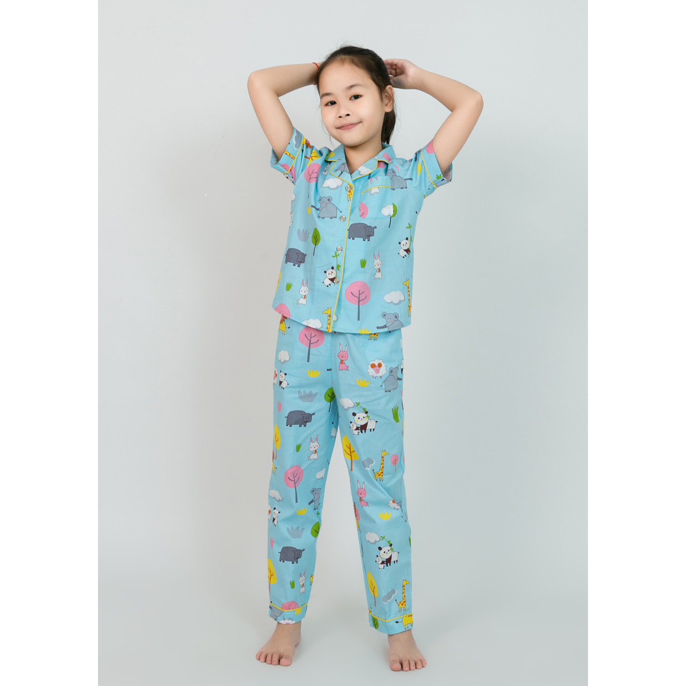 Đồ ngủ Pijama bé gái áo cộc quần dài màu xanh hình cây lá và thú