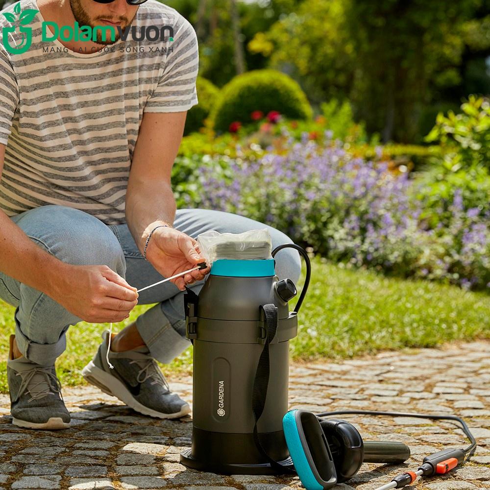 Bình tưới cây áp suất 5 lít Gardena Plus 11138-20