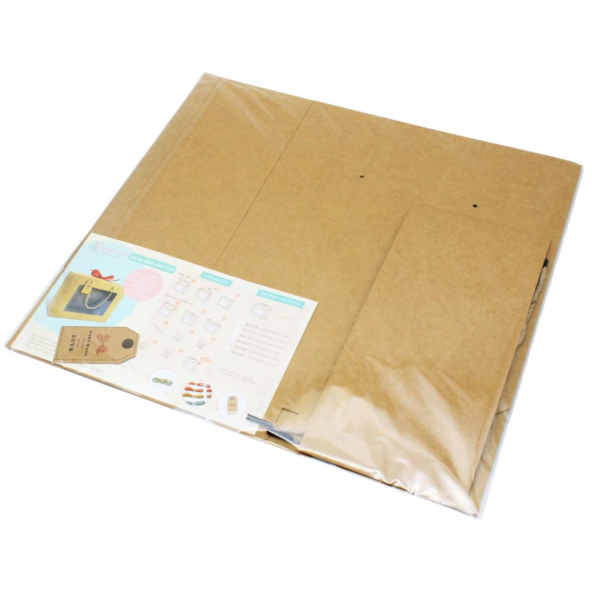 Hộp Xếp Kraft Quai Xách Kính - 26 x 20 x 12 cm - Linh Lan
