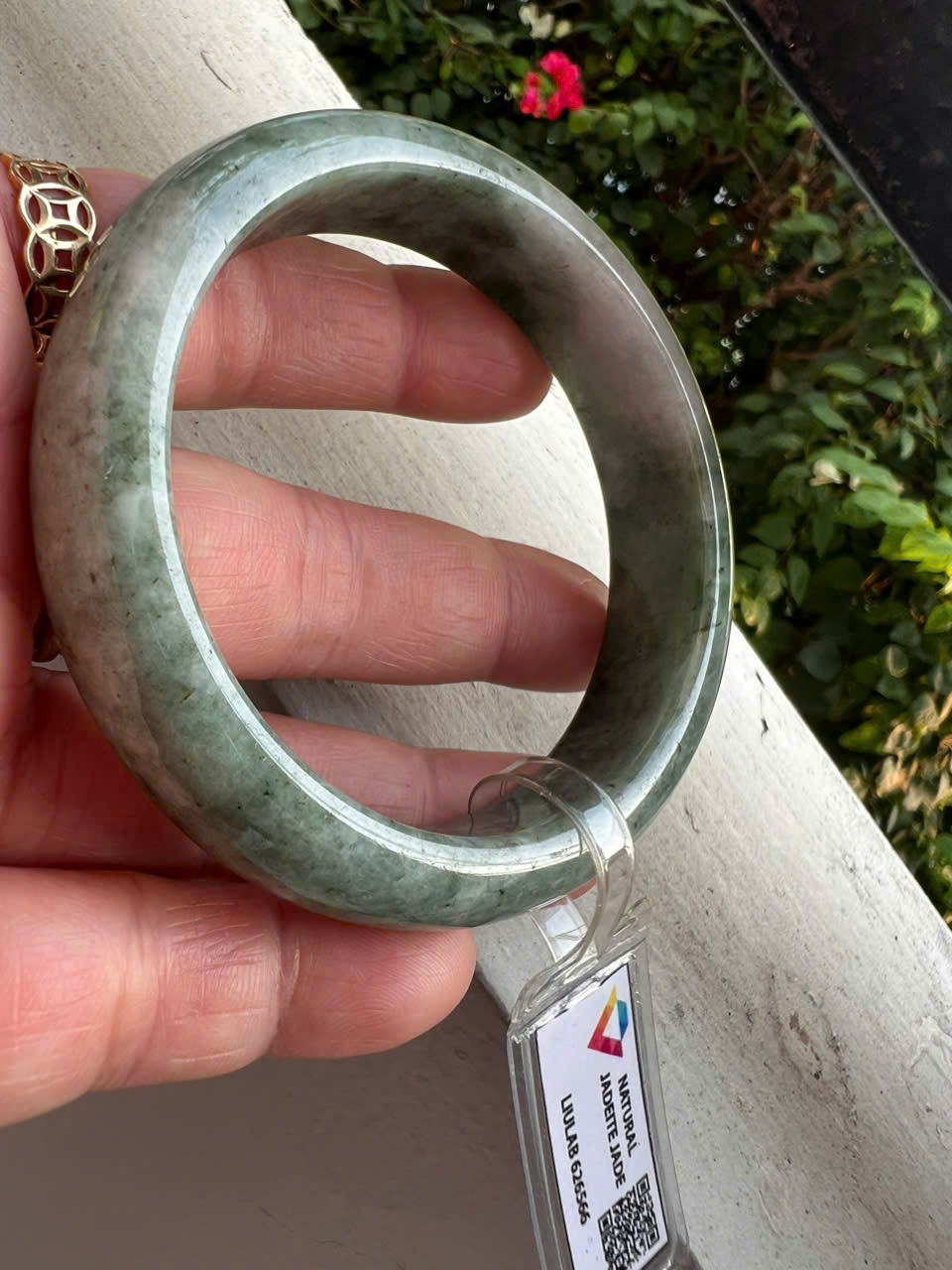 Vòng Tay Nữ Đá Cẩm Thạch Tự Nhiên Bản Hẹ Type A Ni 56mm Cao 14mm Dầy 8mm Kiểm Định Liulab 626566 Màu Xanh Đậm Bông Trắng bóng sang đẹp xinh xắn các Chị mệnh Kim mệnh Thủy 53kg - 59kg đeo tay sang sịn ạ