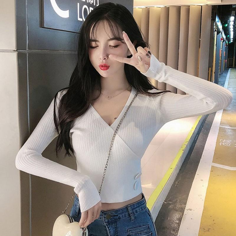 Áo Dệt Kim Nữ Tay Dài Cổ Chữ V Màu Trơn
