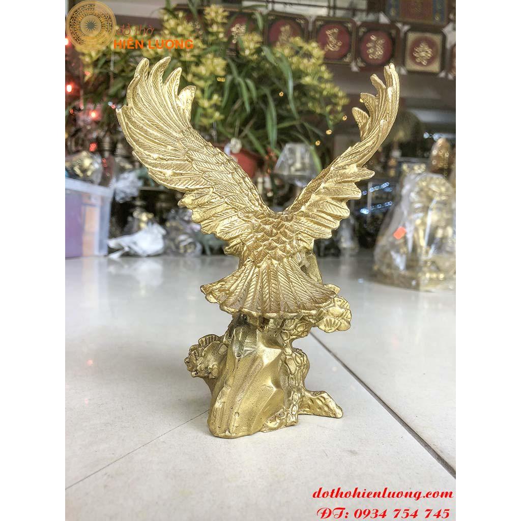 Đại bàng màu vàng trang trí phòng khách loại đẹp