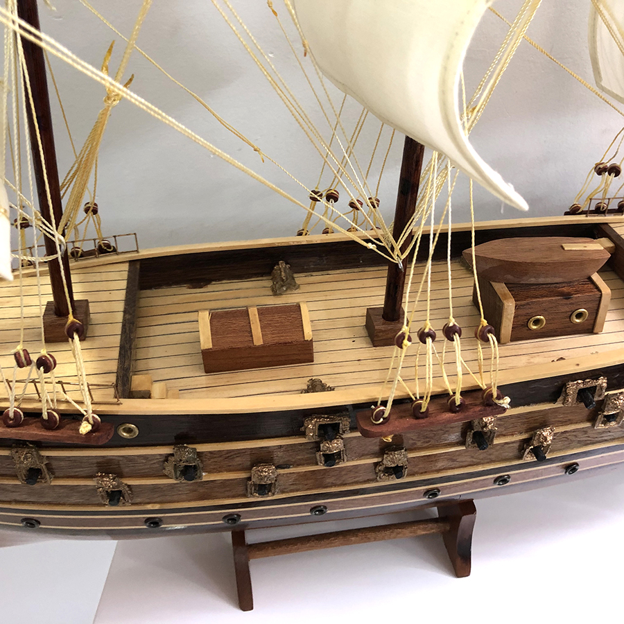 Mô hình thuyền gỗ thuyền trang trí tàu chiến cổ Napoleon của Pháp - Thân tàu dài 60cm- Buồm vải màu trắng vàng