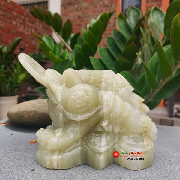 Thiềm thừ cóc 3 chân đá ngọc Pakistan 17cm đá Non Nước