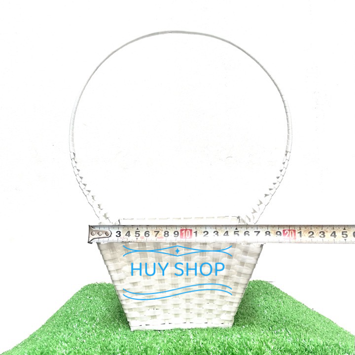 Giỏ Mây VUÔNG số 3  trang trí nhà cửa