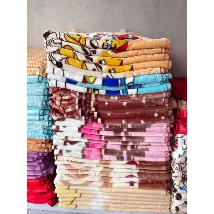 Chăn mền tuyết siêu ấm cotton siêu mềm mịn 1m6x2m họa tiết ngẫu nhiên cao cấp