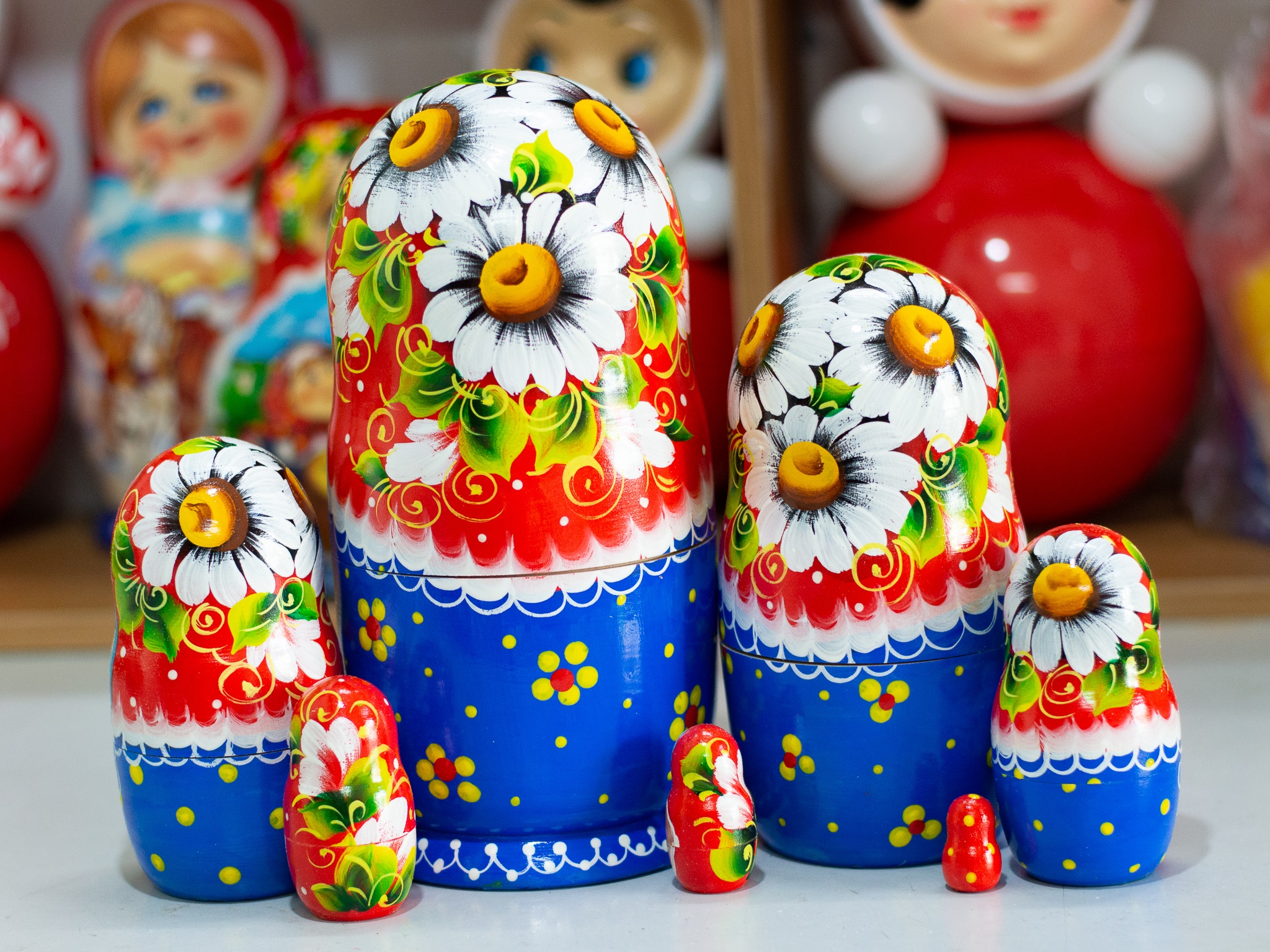 BỘ BÚP BÊ MATRYOSHKA 7 LỚP CAO 21 CM HOA VĂN &quot;CHUYỆN CỔ TÍCH GÀ ĐẺ TRỨNG VÀNG&quot;