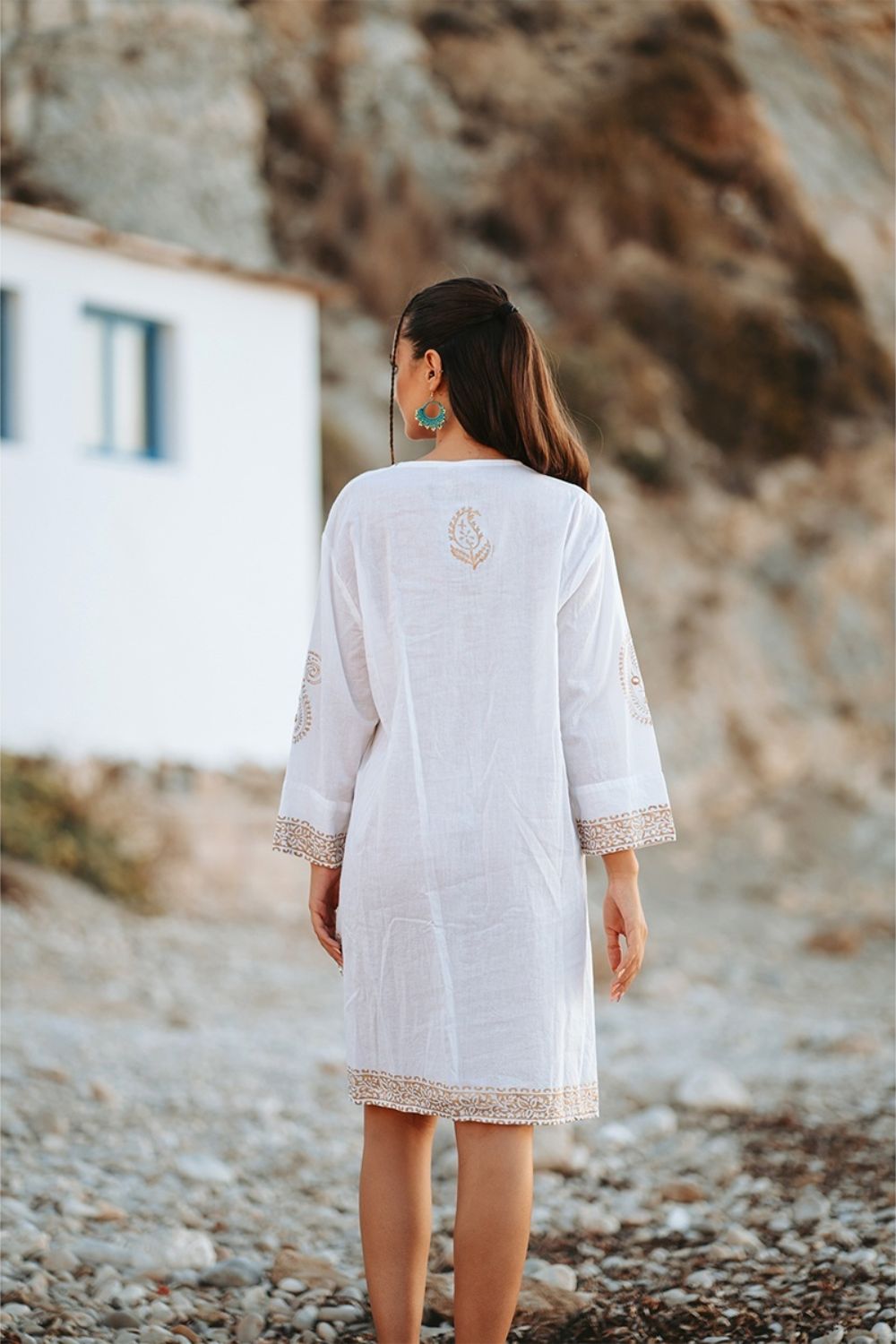 Đầm Trắng Xẻ Tà Vẽ Ánh Kim Cotton Isla Bonita