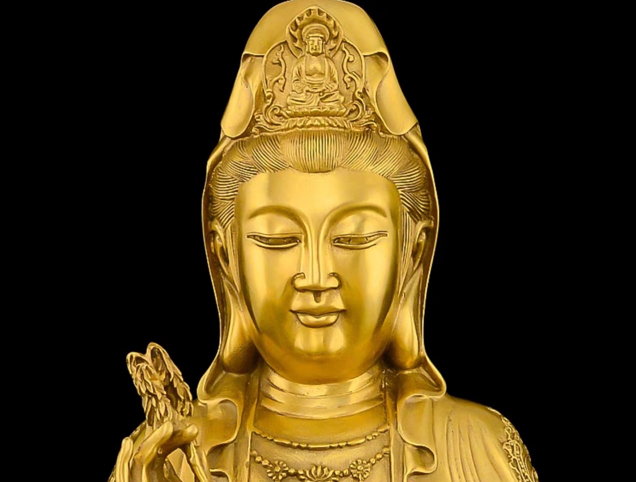 Tượng Phật bà Quán Thế Âm Bồ Tát áo gấm bằng đồng thau phong thuỷ đồ thờ Hồng Thắng