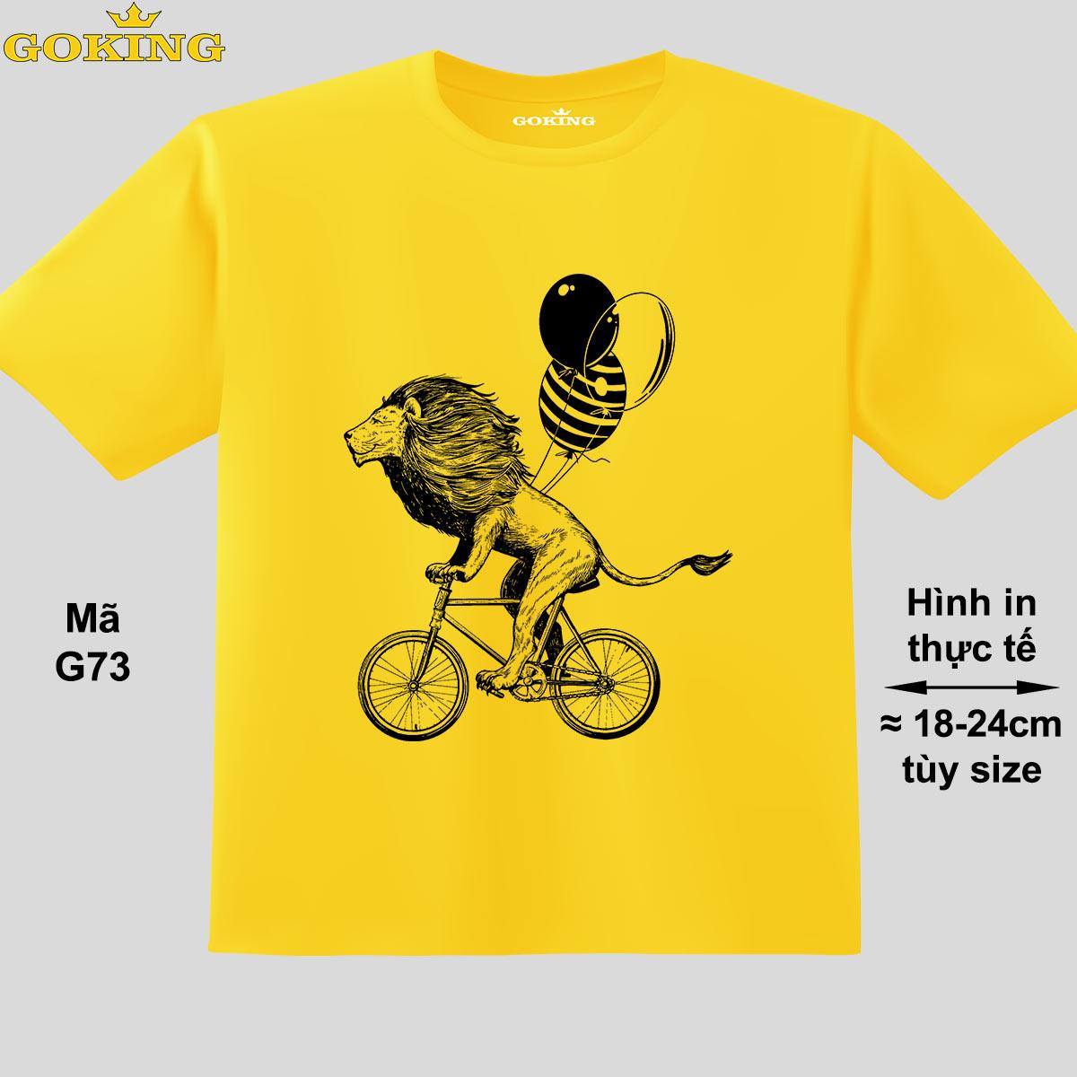 The Cycling Lion, mã G73. Áo thun đẹp cho cả gia đình. Áo phông hàng hiệu Goking, công nghệ in Nhật Bản siêu nét. Form unisex cho nam nữ, trẻ em, bé trai gái