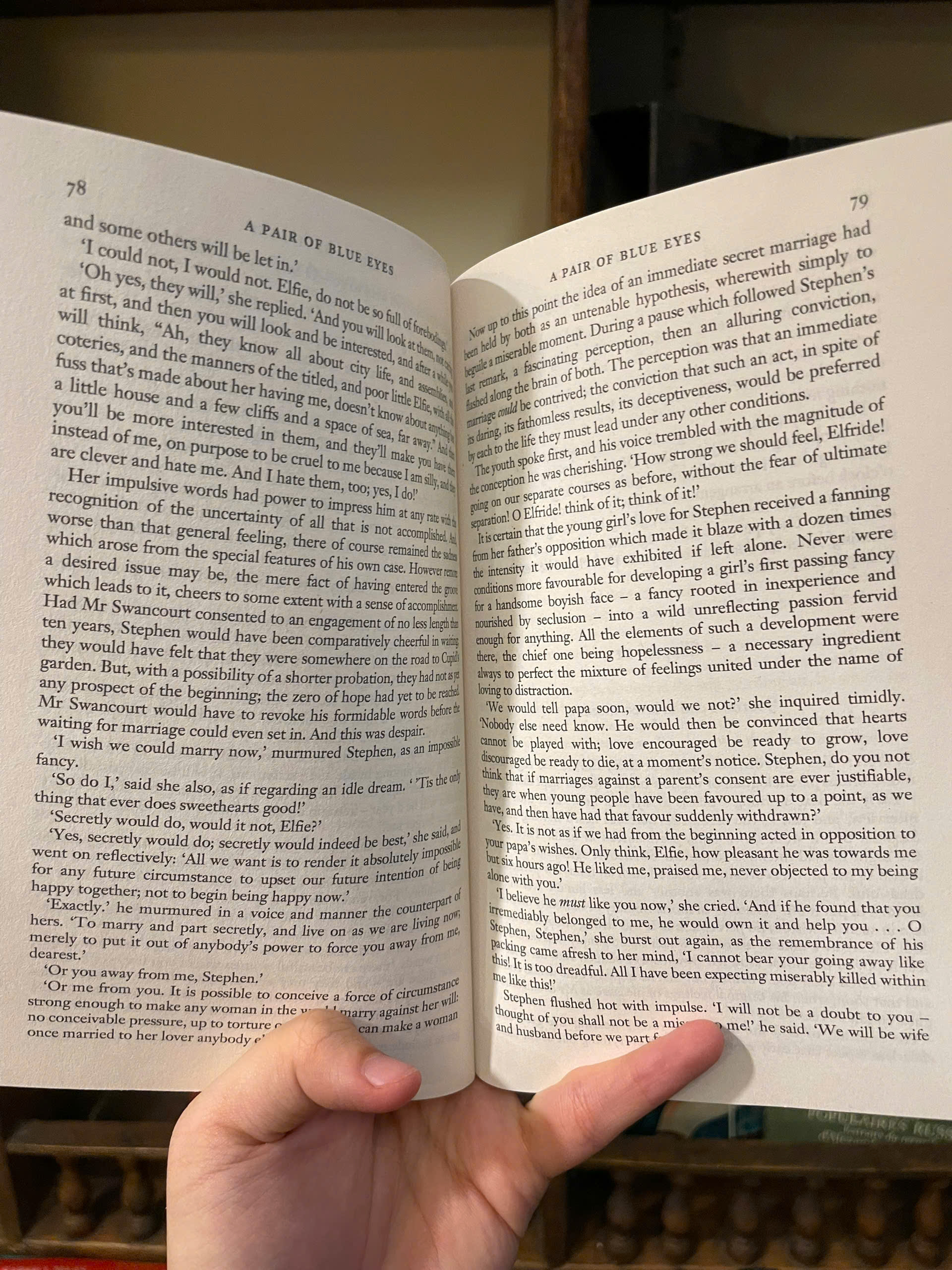 Sách - A Pair of Blue Eyes (Wordsworth Classics) by Thomas Hardy | English Romance Fiction