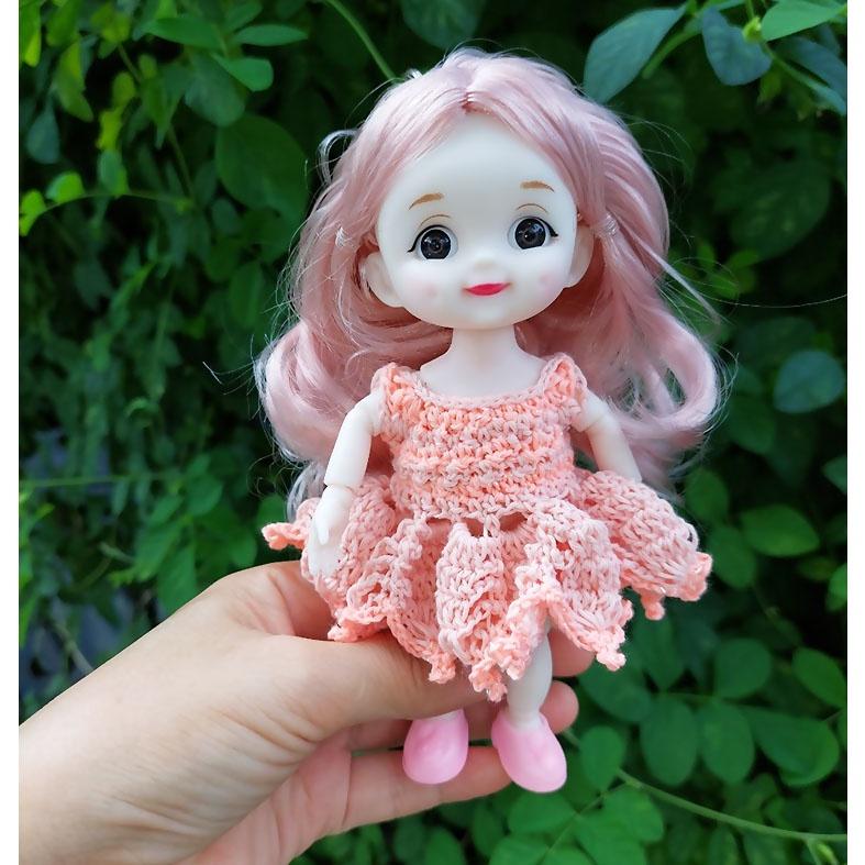 Búp bê barbie đáng yêu cao 17cm (các khớp linh hoạt - váy len handmade xịn, đẹp, có hộp y hình