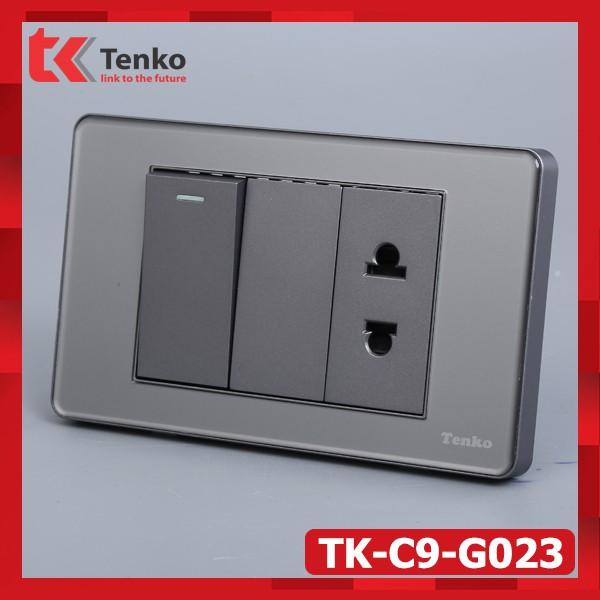 Công Tắc-Ổ Cắm 2 Chấu Âm Tường Mặt PVC Trong Bo Viền Xám - Chống Xước Chống Bạc Màu TENKO TK-C9-G023
