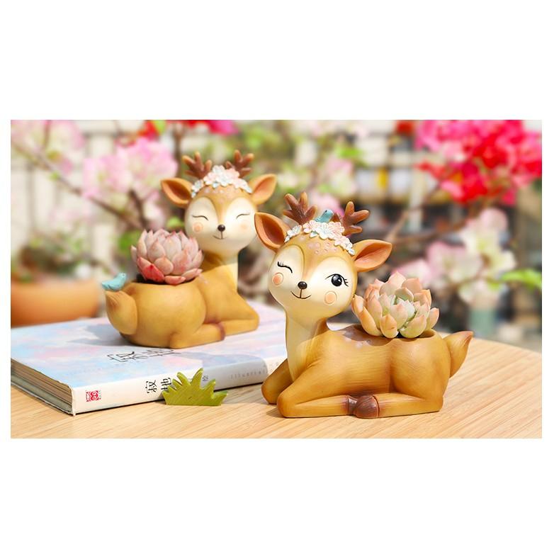 Chậu trồng cây hình bé Nai đáng yêu
