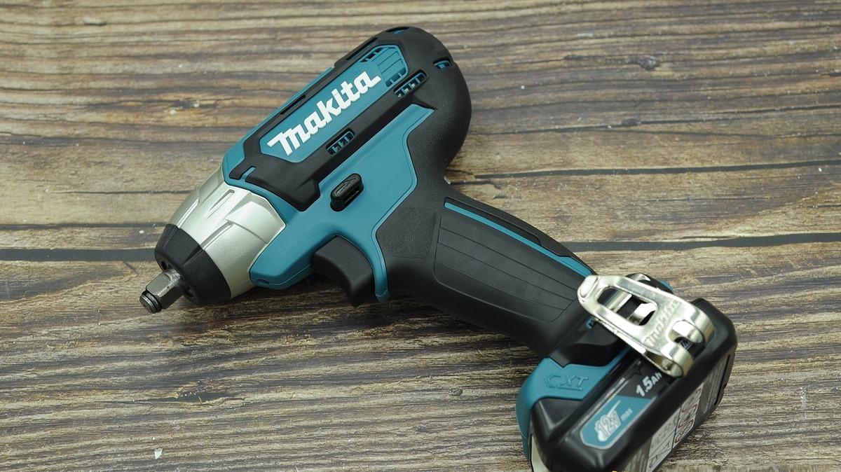 MÁY SIẾT BULONG DÙNG PIN 3/8 140 NM MAKITA TW140DSYEX - HÀNG CHÍNH HÃNG