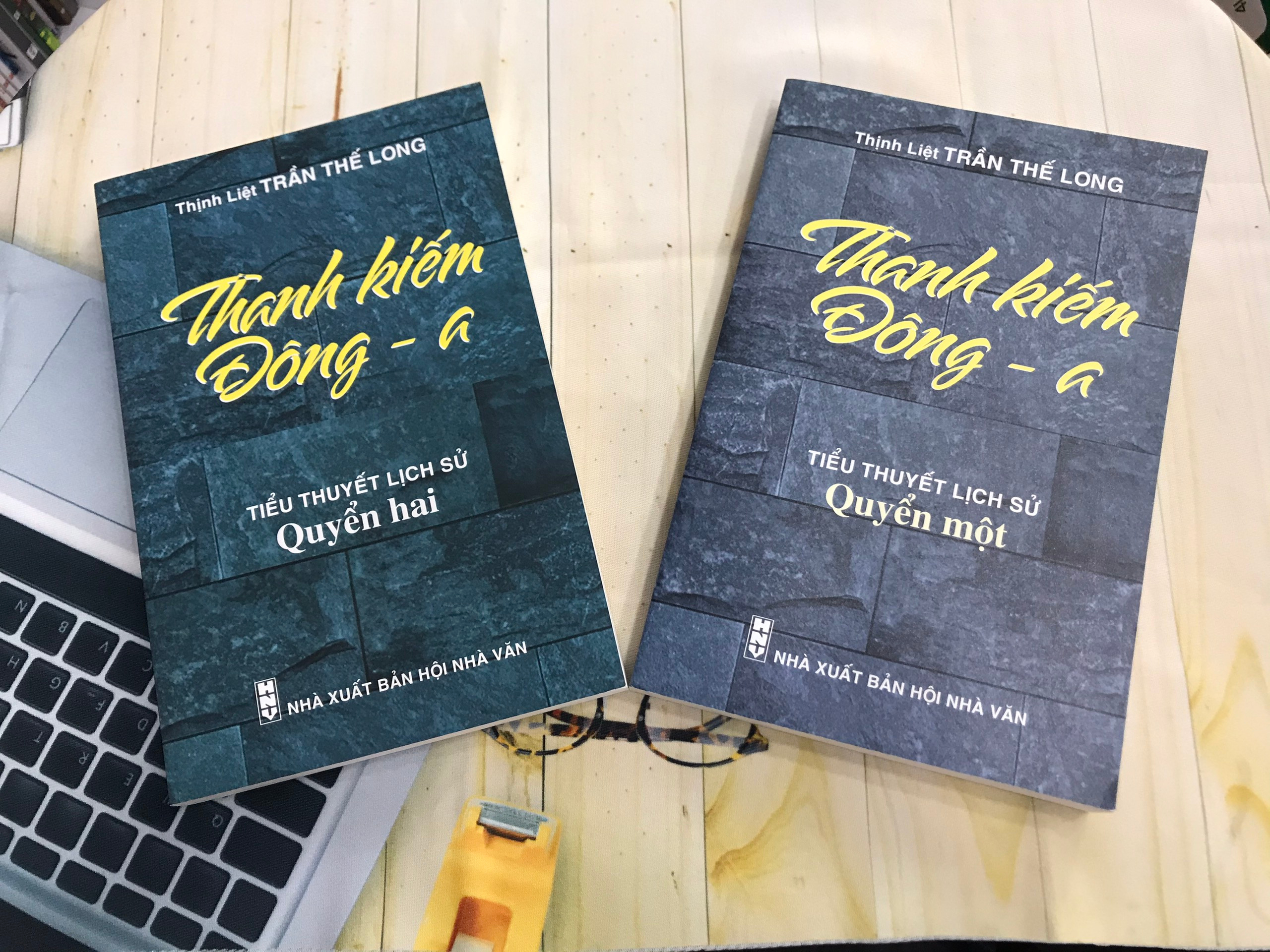 Thanh Kiếm Đông A Bộ 2 Tập