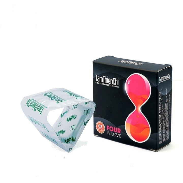 Bao Cao Su TTC Four In Love kèm xịt Stud Gold Cao Cấp