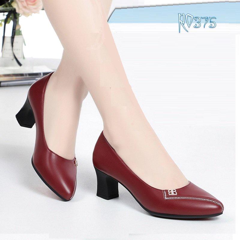 Giày cao gót nữ đẹp đế vuông 5 phân hàng hiệu rosata ba màu đen đỏ kem ro375