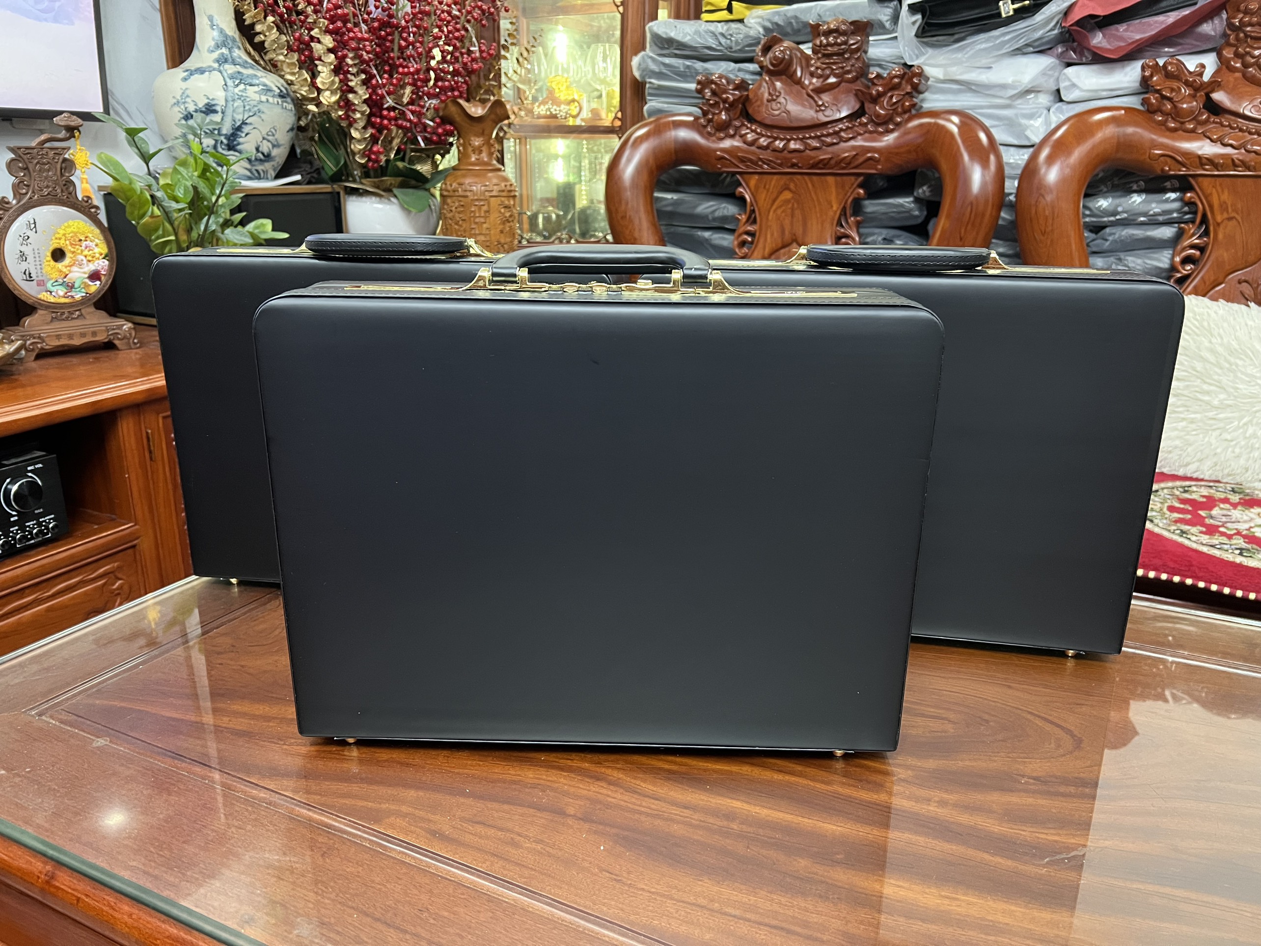 CẶP SỐ ĐỰNG TÀI LIỆU SIZE ĐẠI MÀU ĐEN RỘNG RÃI & CÓ THỂ MỞ RỘNG 704