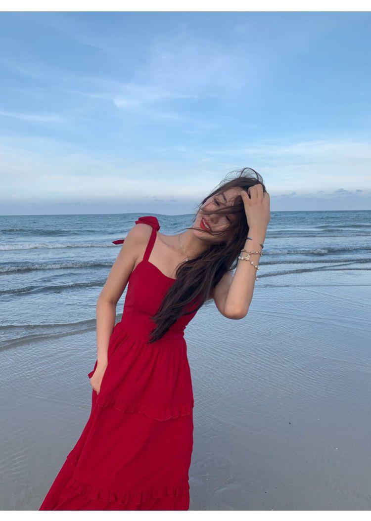 DIYIWEI Red Sling Dress Design Sense Little French Vintage Beach Dress Đối với phụ nữ đi biển kỳ nghỉ mùa hè 2023