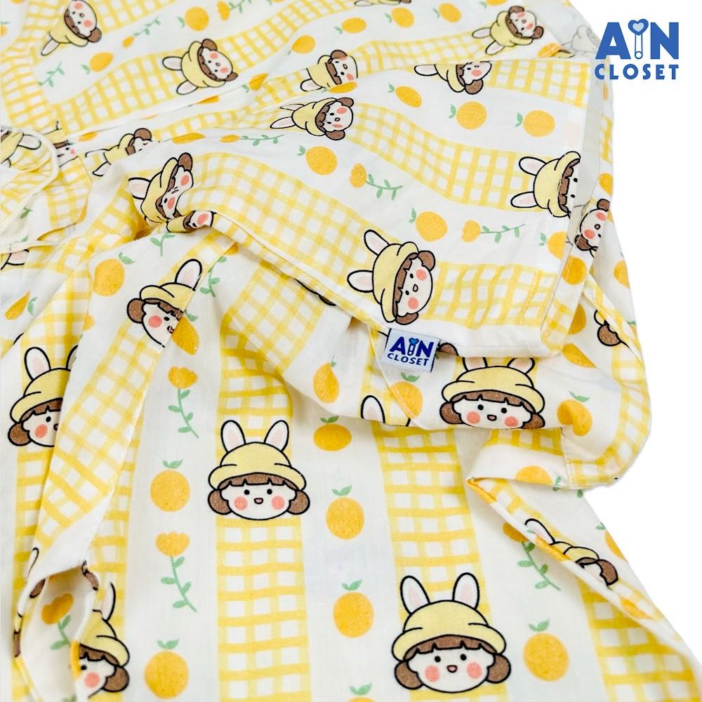 Bộ quần áo Dài tay ngắn bé gái họa tiết Bé Mũ Vàng cotton - AICDBGMYHA1K - AIN Closet