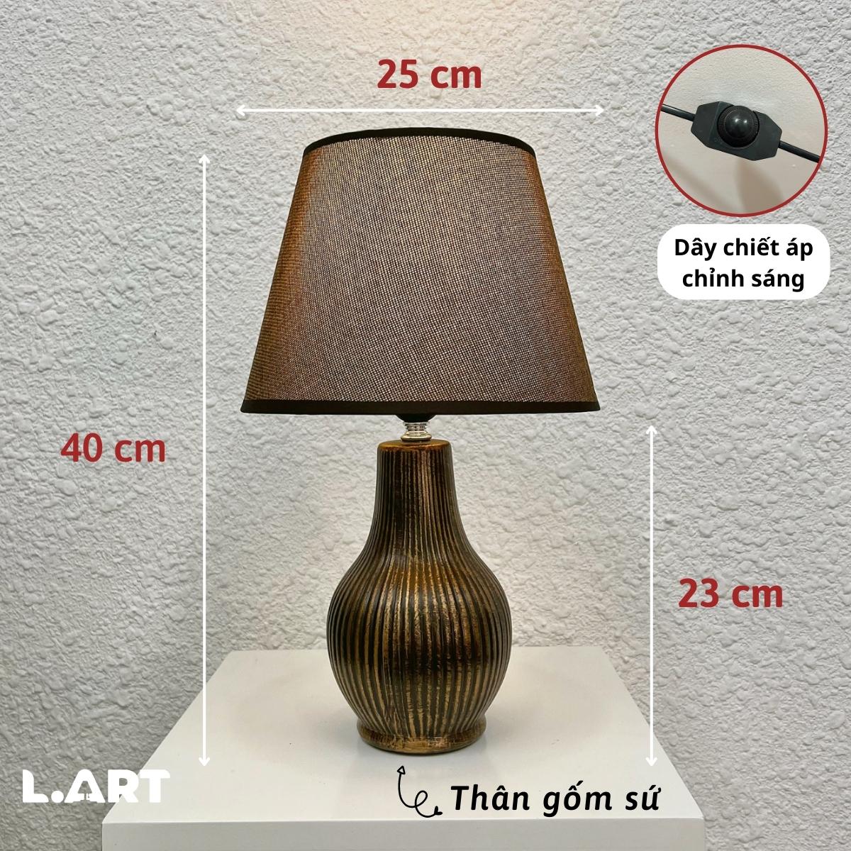 Đèn bàn màu nâu đồng sang trọng hình bình hoa DBG016