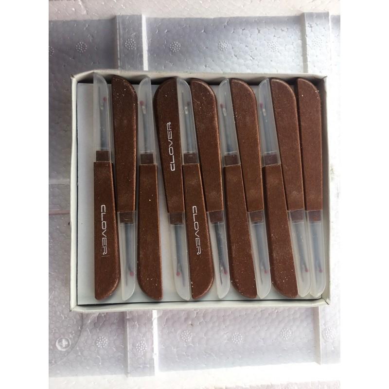 Rạch khuy tiện lợi cover