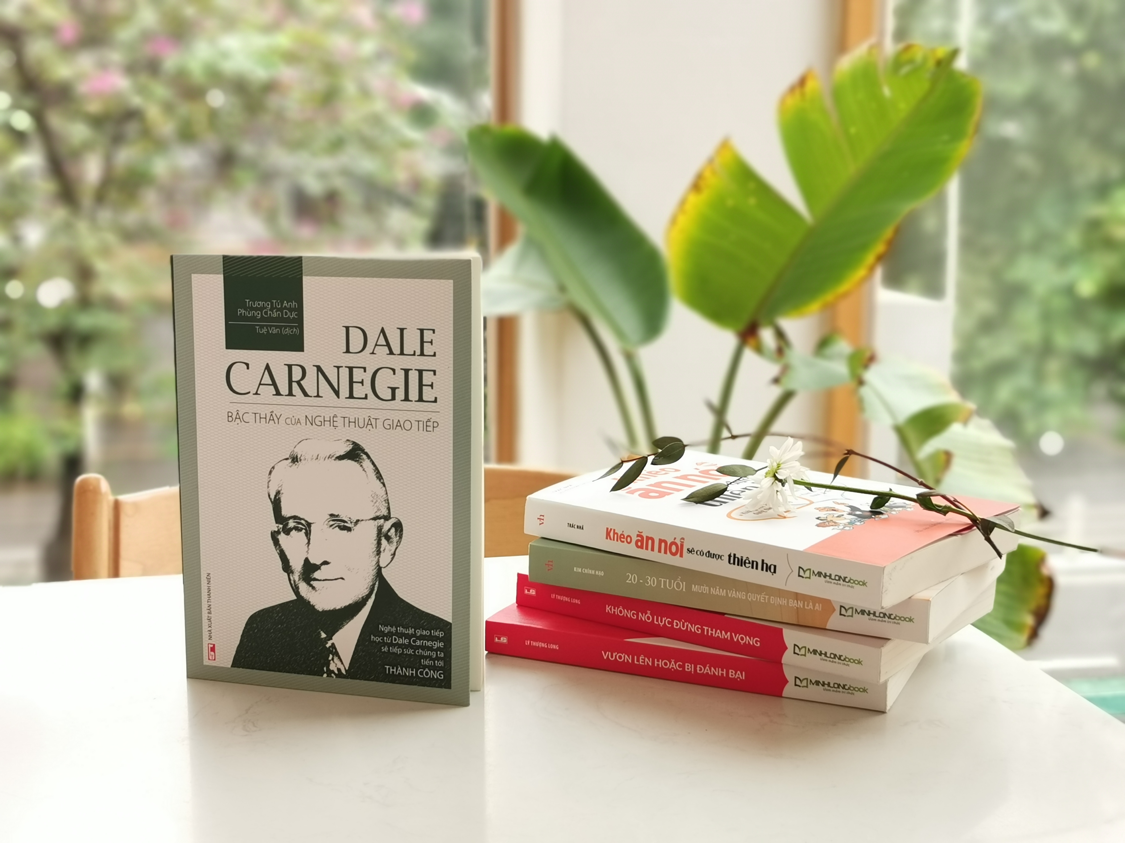 Combo 3 Cuốn Nghệ Thuật Giao Tiếp Ứng Xử : Dale Carnegie - Bậc Thầy Nghệ Thuật Giao Tiếp + Khéo Ăn Nói Sẽ Có Được Thiên Hạ + Nói Thế Nào Để Được Chào Đón, Làm Thế Nào Để Được Ghi Nhận