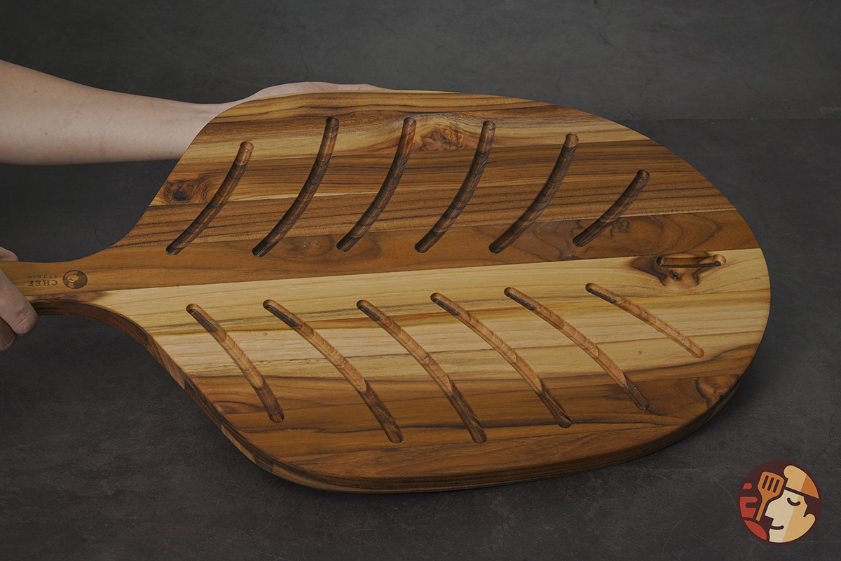 Thớt gỗ Teak Chef Studio cao cấp hình chiếc lá, kích thước 55x35x1.9 cm, dùng cho cắt thái và trang trí