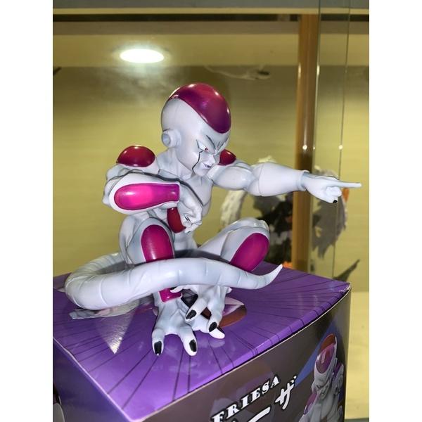 Mô hình Frieza ngồi chỉ tay 13cm - 7 viên ngọc rồng Dragon ball