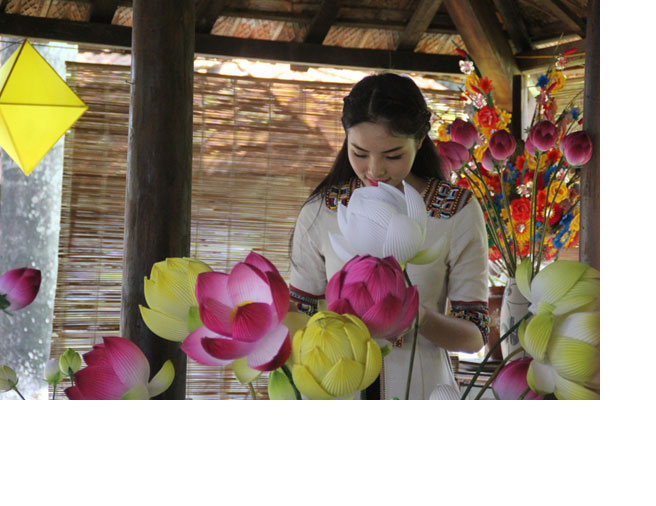 Hoa sen giấy - hoa giả trang trí - làm bằng tay thủ công