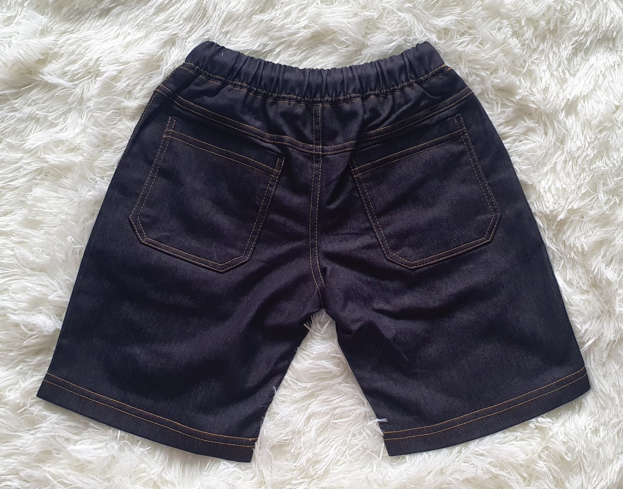 QUẦN SHORT LỠ BÉ TRAI THÊU AMONG US