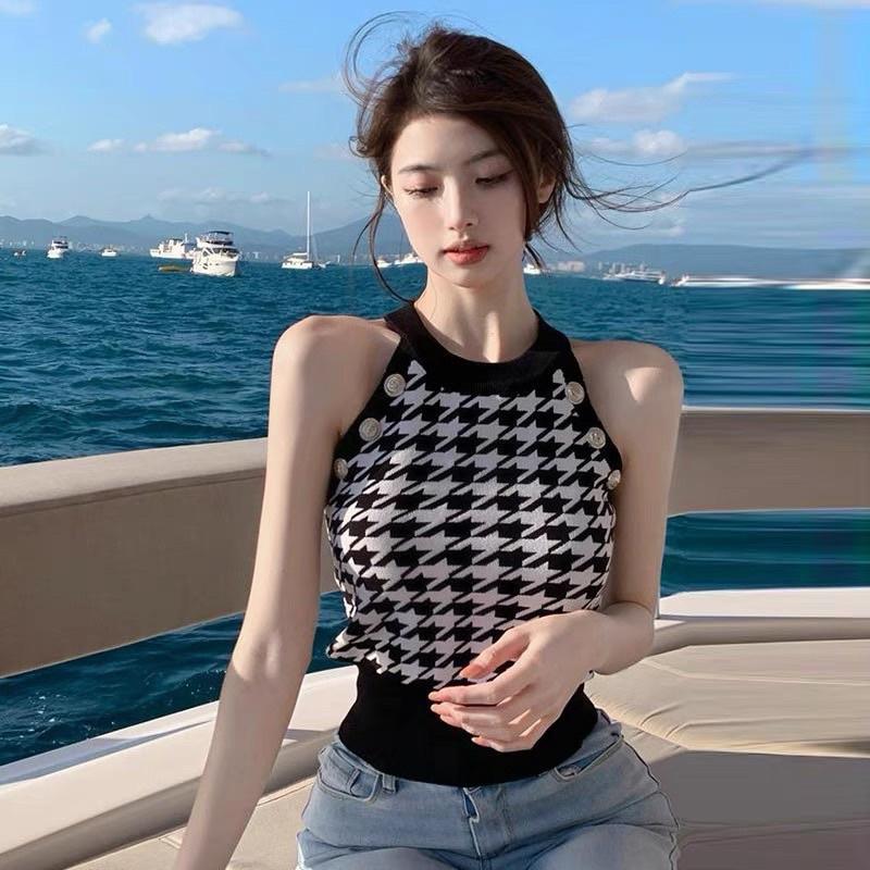 Áo  yếm len sexy hoạ tiết ziczac viền khuy, Áo kiểu dáng ôm body AL6042 - NhiNhi Shop