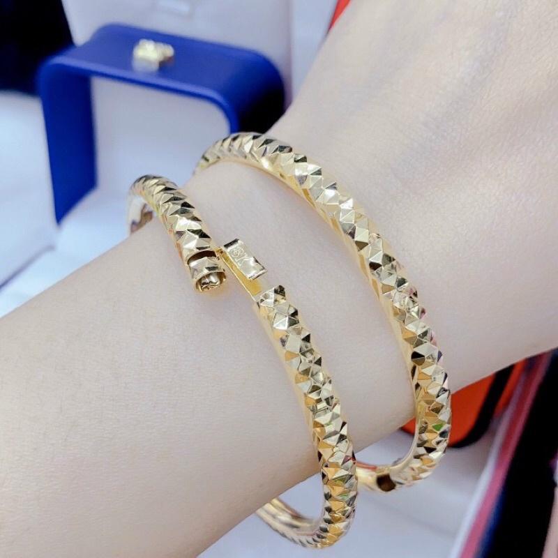 Vòng tay nữ khoá lưỡi gà khắc ký hiệu 10k siêu bền màu
