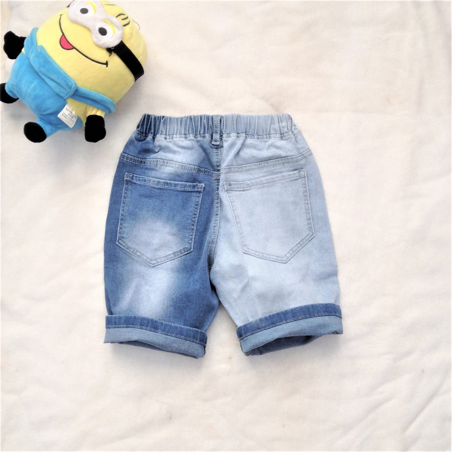 Q0001815 Quần jean lửng màu xanh wax, jean co giãn, dáng ôm body cho bé trai từ 4-8 tuổi