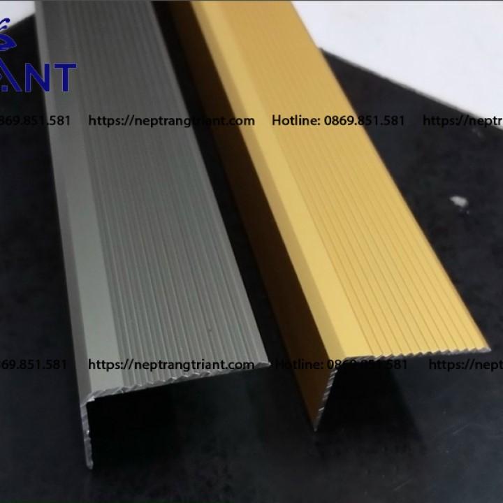 Nẹp nhôm chữ L, nẹp nhôm L45x25, nẹp chống trơn trượt bậc thang nhôm dễ thi công, hàng dày 1li