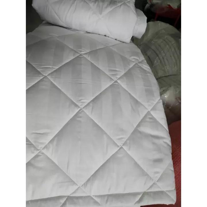 Mền chần bông trắng sọc 1m8x2m, 2m2x2m, 2m4x2m2 - Vải T258