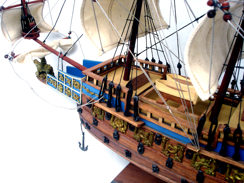 Thuyền gỗ trang trí SOVEREIGN OF THE SEAS - 40cm