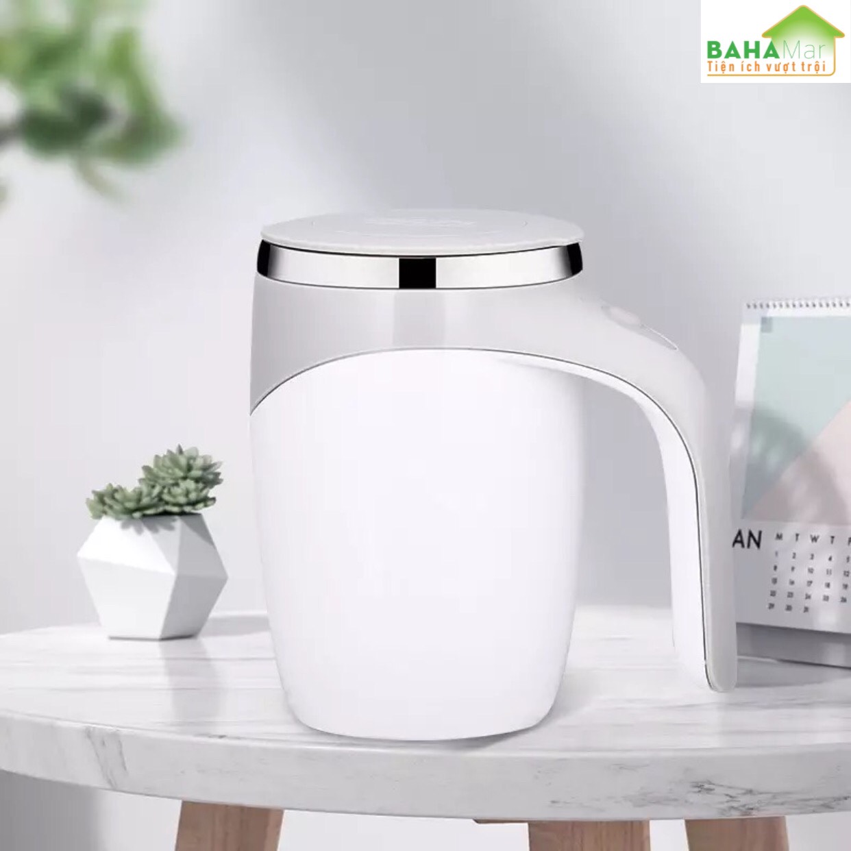 CỐC TỰ KHUẤY XOAY TỪ TÍNH BẰNG THÉP KHÔNG GỈ CHỊU NHIỆT TỐT "BAHAMAR" Sử dụng công nghệ đen thông minh Pha trộn đồ uống nhanh chóng mà không cần lắc hoặc khuấy