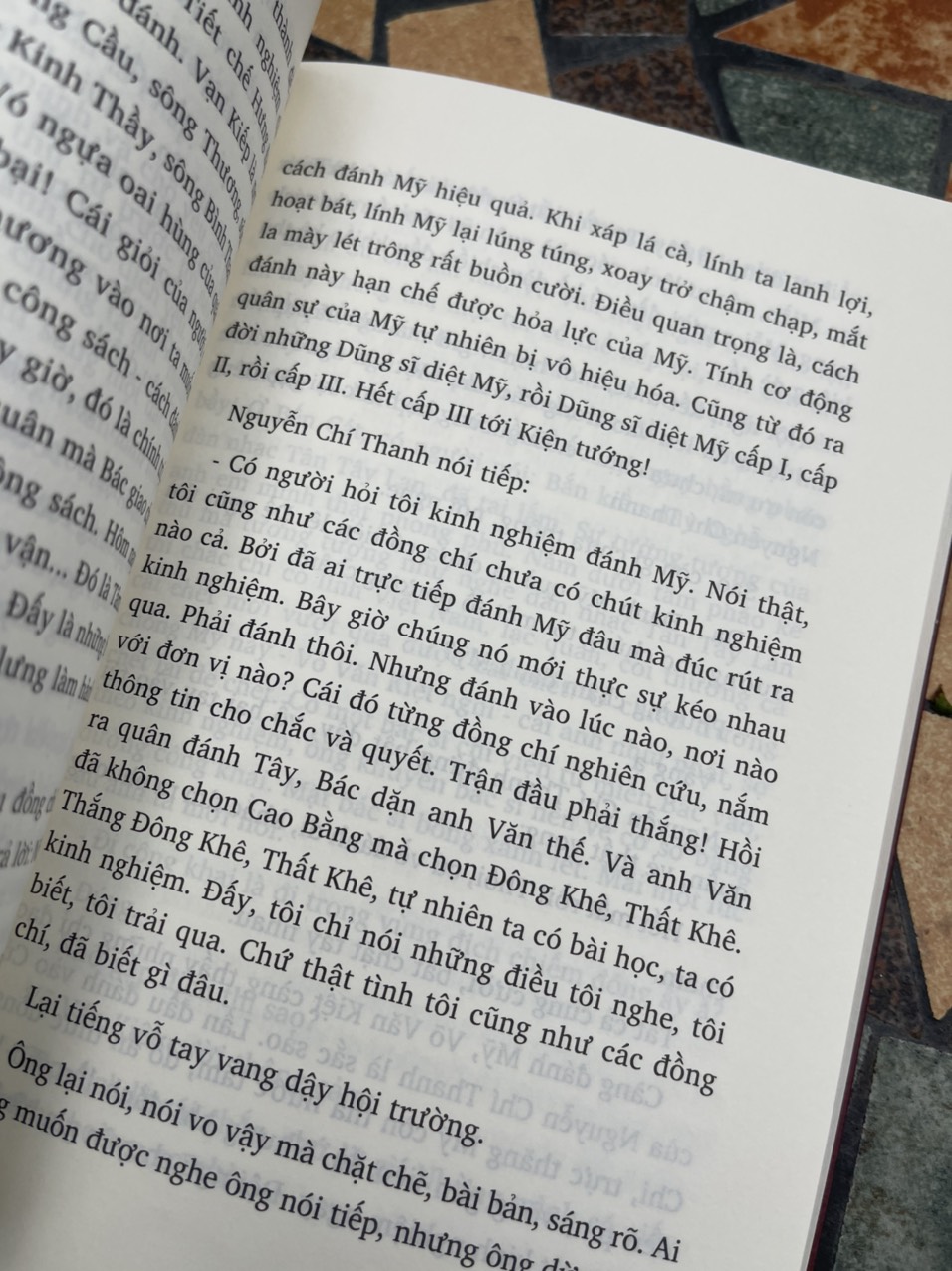 VÕ VĂN KIỆT - Tập 2 : Trí tuệ và sáng tạo - Hoàng Lại Giang  - Nxb Chính trị Quốc gia Sự thật – bìa mềm