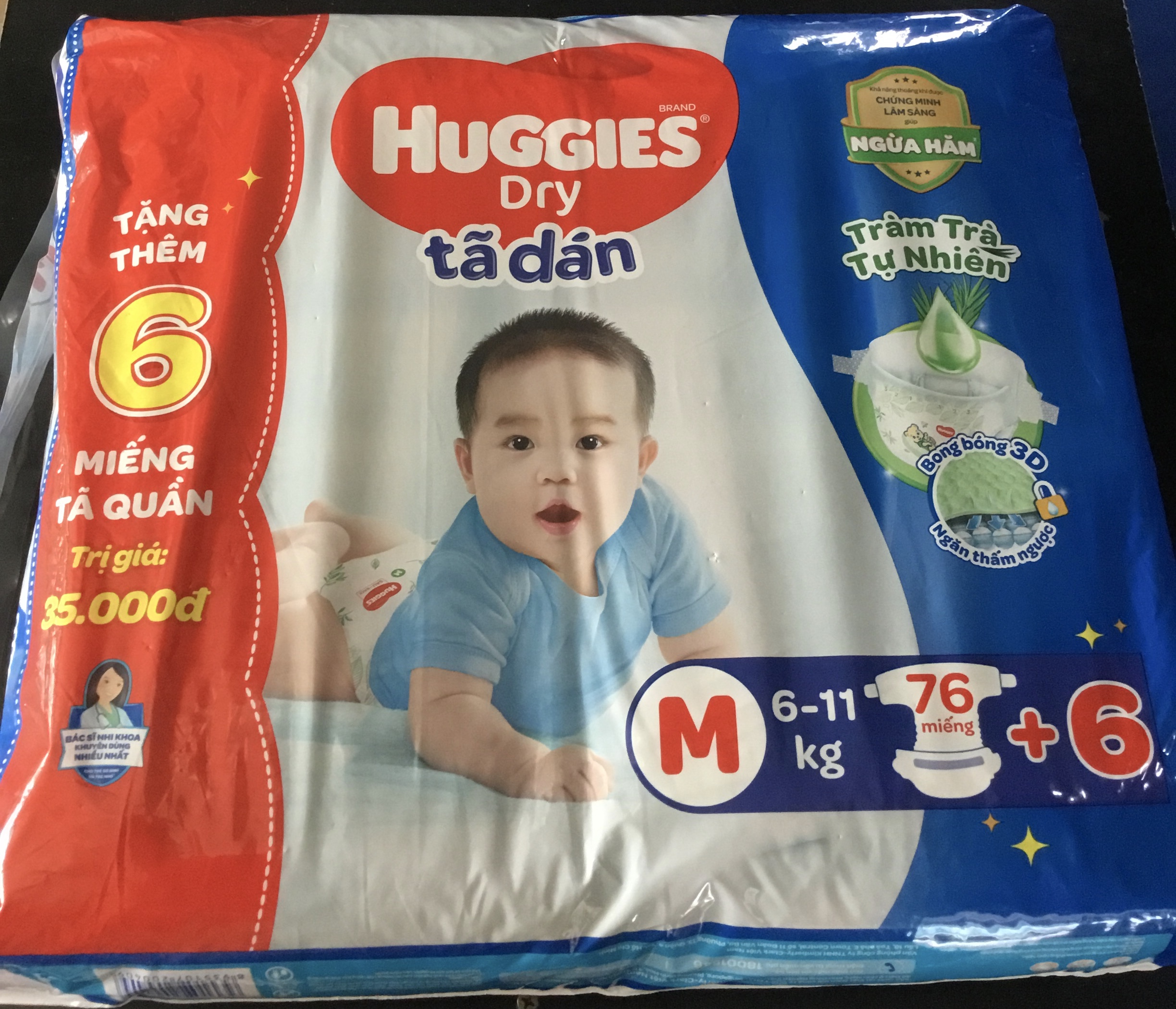 Mẫu Mới Tặng thêm 3 miếng - Tã dán Huggies M76 Skin Perfect Cho Bé Từ 6-11kg - HSD luôn mới