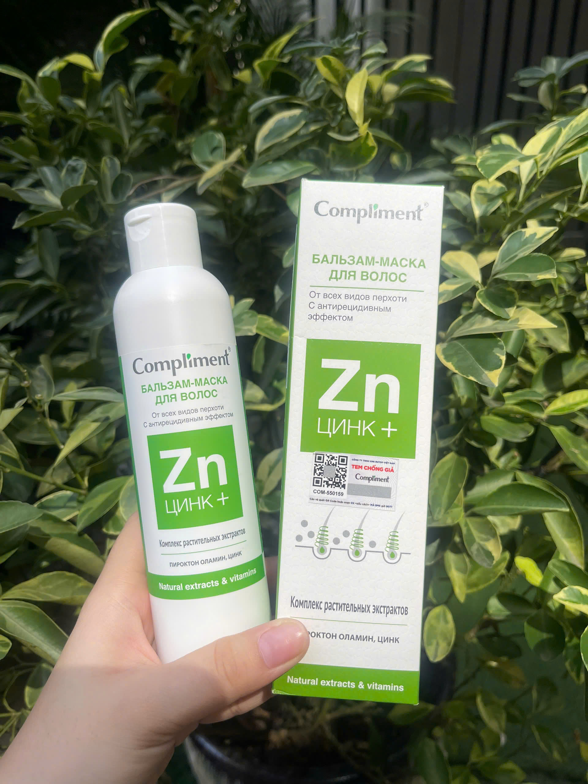 Dầu xả Zn Compliment ngăn gàu, giảm ngứa vẩy nến da đầu