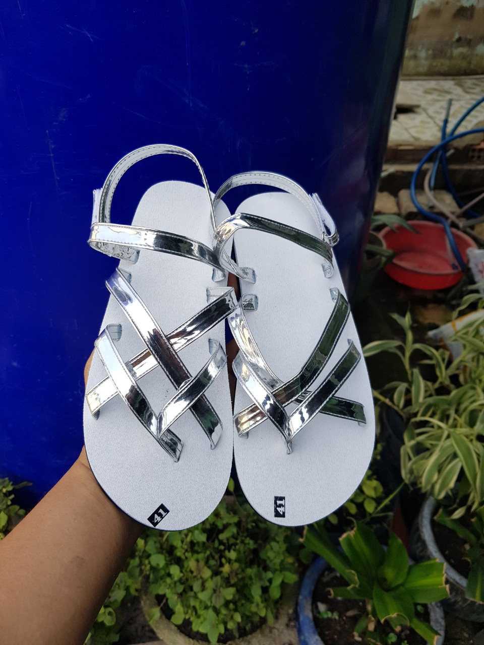 sandal nữ đế trắng quai bạc ( A 21 bạc ) size có từ 34 nữ đến 42 nữ có đủ màu đủ size nhắn tin chọn thêm