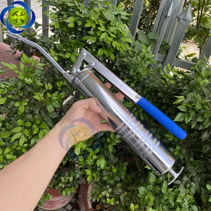 Bơm mỡ bằng tay 400cc Kingtony 9BU241