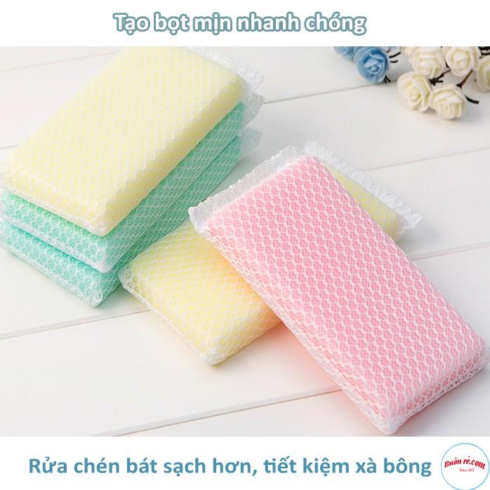 Set 5 Mút Rửa Chén Bát Tạo Bọt Kháng Khuẩn DAISO Móc Treo Tiện Dụng 00226