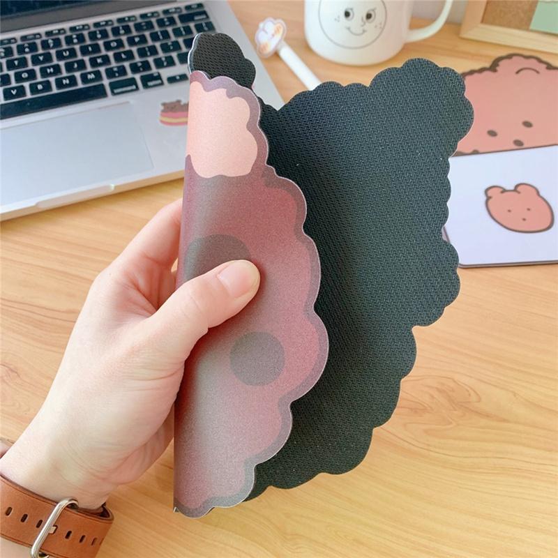 Tấm Lót Chuột Bảo Vệ Bàn Phím In Hình Hoạt Hình Dễ Thương Chống Trượt Tiện Dụng Cho Học Sinh/ Văn Phòng