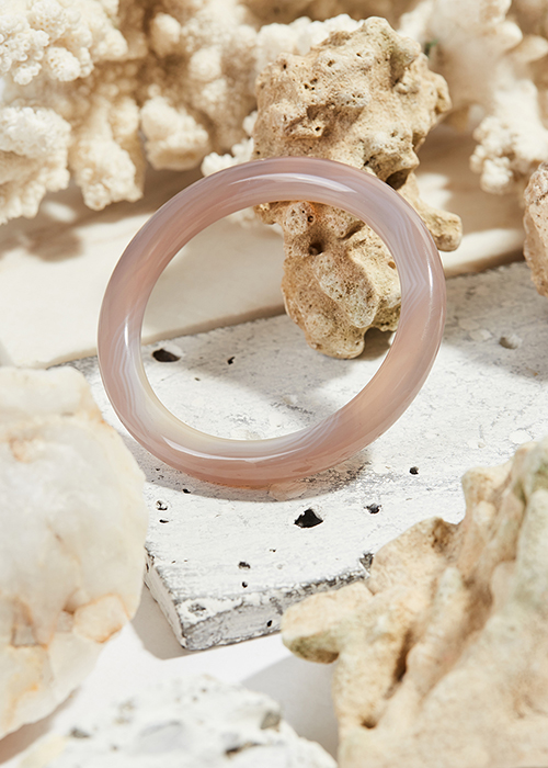 Vòng tay đá mã não trắng thiên nhiên bản tròn 10mm mệnh kim thủy - Ngọc Qúy Gemstones