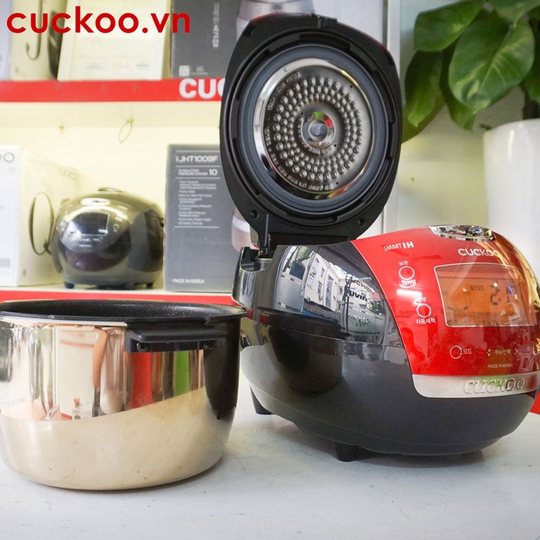 Nồi cơm điện Cao tần Cuckoo CRP-HUT1070FH 1.8L - Chính hãng