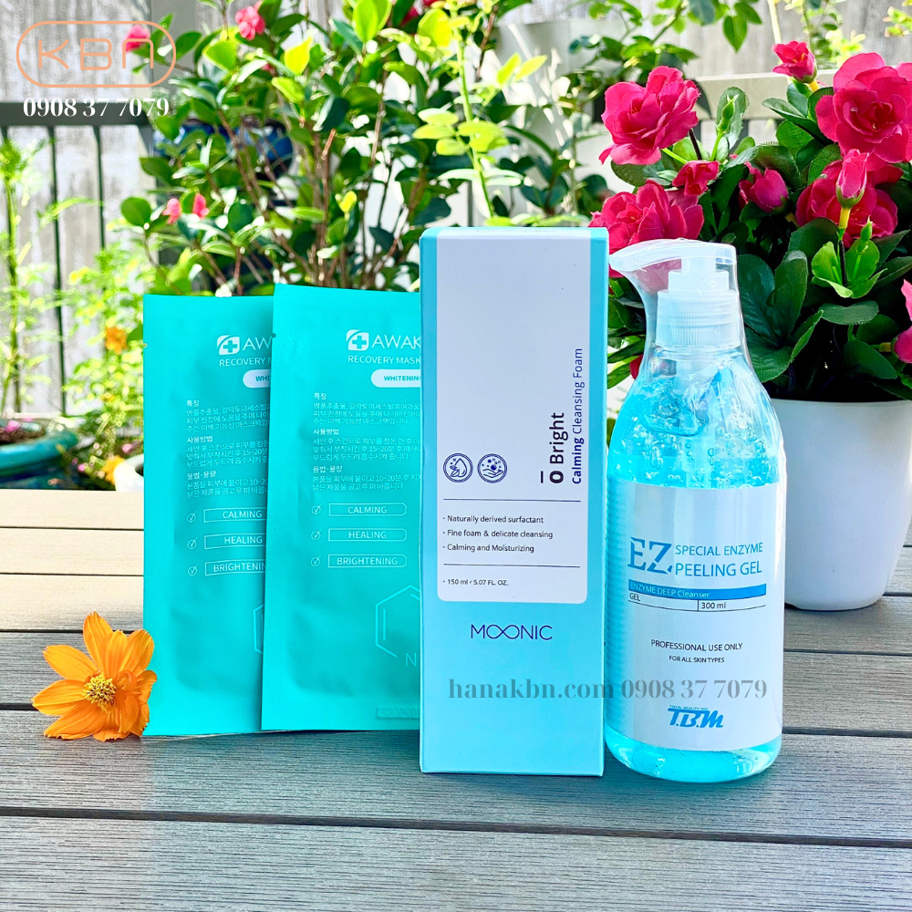 Combo Sạch Tế Bào Chết EZ Peeling Gel + Sữa Rửa Mặt Moonic Tặng 2 Mặt Nạ Soothing
